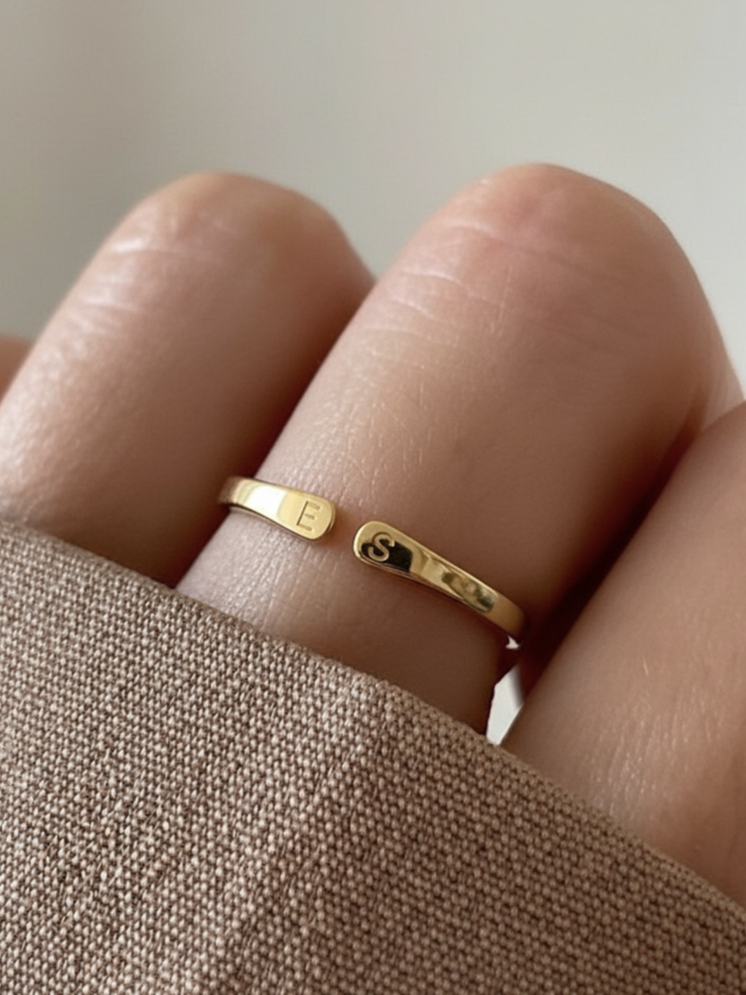 AMOUR INITIAL AJUSTABLE